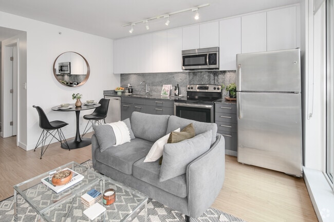 1BR, 1BA - 553SF - Kitchen Living Room