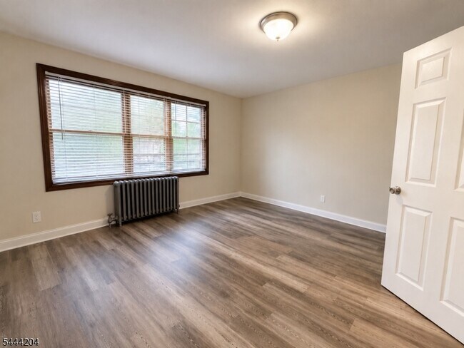 138 E Jersey St Unit 1