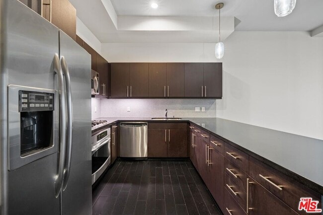 Photo - 655 S Hope St Unit 1006