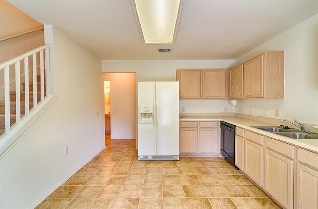 Photo - 6433 Tara Dr