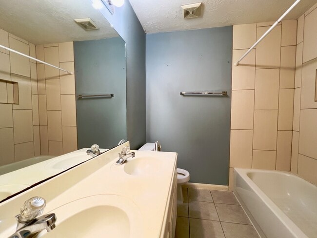 Photo - 7411 Orchard Hills Ln