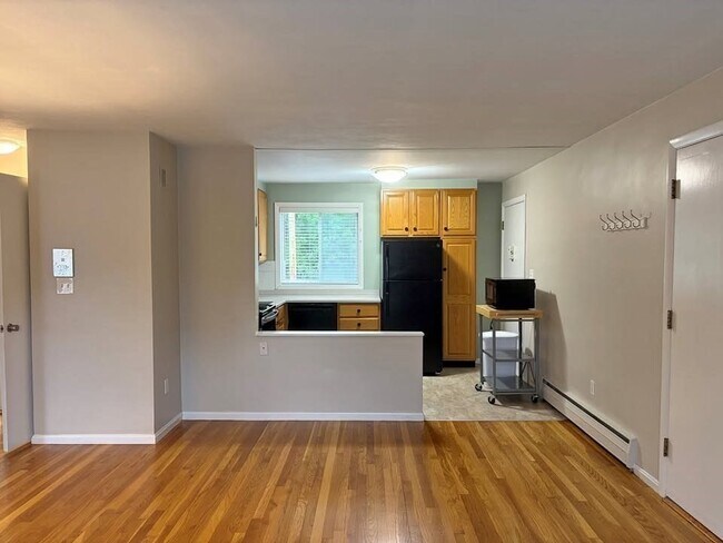 Photo - 81 Lionel Ave Unit C