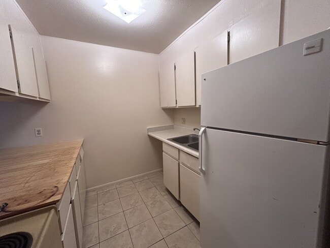 Photo - 2800 Cerrillos Rd