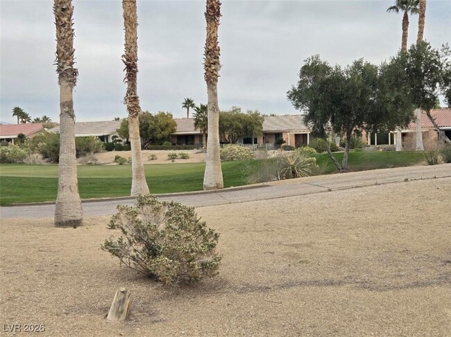 Building Photo - 5196 Alfingo St