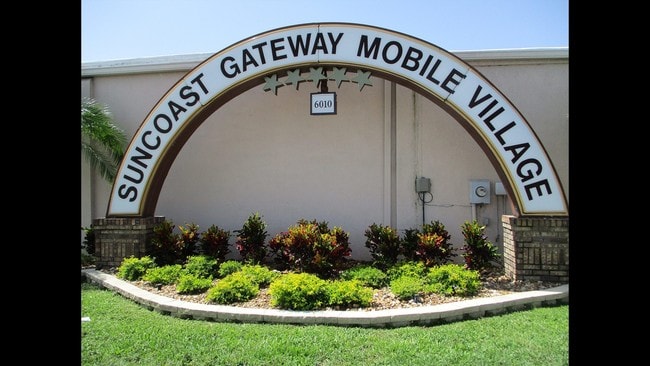 Suncoast Gateway - Suncoast Gateway Apartments