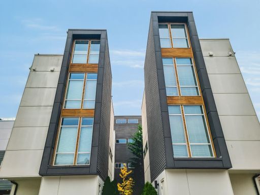 Photo - AVAILABLE NOW! Gorgeous 3 Bedroom Near Alki Beach with Private Rooftop Deck