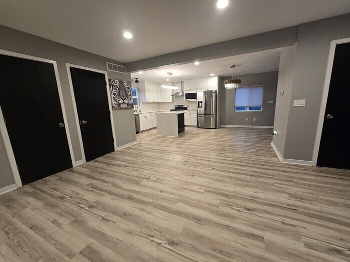 Photo - 1277 E Lincoln St