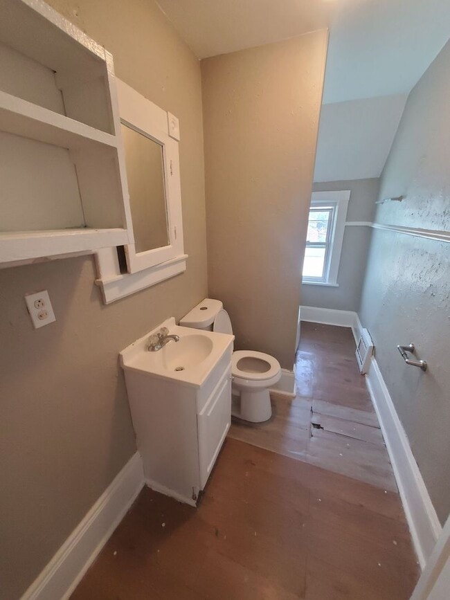 Photo - 3402 N Fratney St Unit 3402 Upper