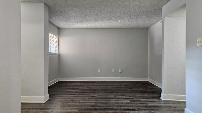 Photo - 387 Ralph McGill Blvd NE Unit Apt B