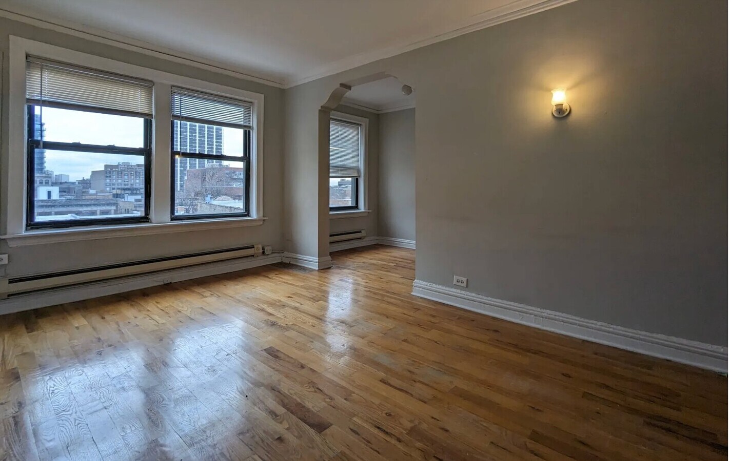Photo - 425 W Roscoe St Unit 6