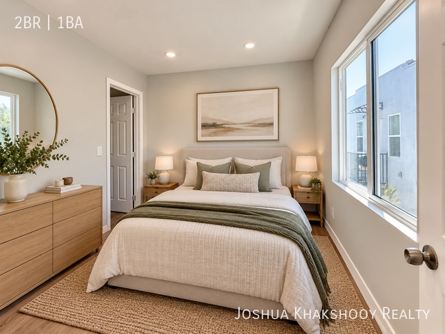 2035 1/2 W Martin Luther King Jr Blvd-
