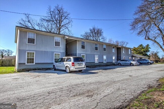 Building Photo - 1232 12th St Unit B