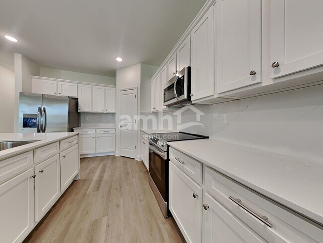 Photo - 11637 Hillside Dr