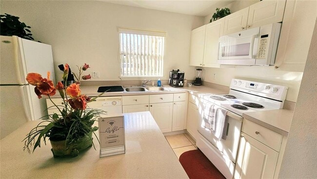 Photo - 2714 Club Cortile Cir