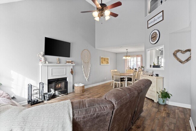 Photo - 4 Bedroom Pet Friend Home For Rent Near Dotsonville Road!