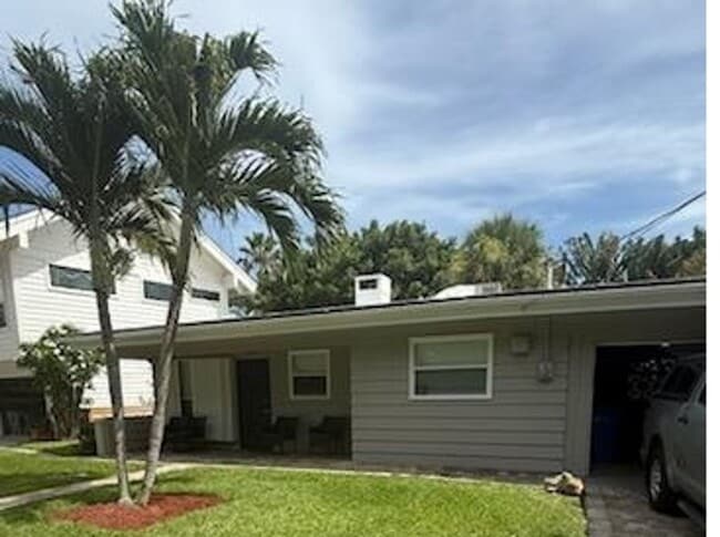 Photo - Cozy 2/1 home steps to the intercoastal!