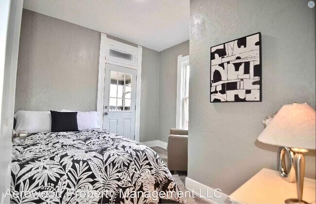 Photo - 2830 Wyandot St