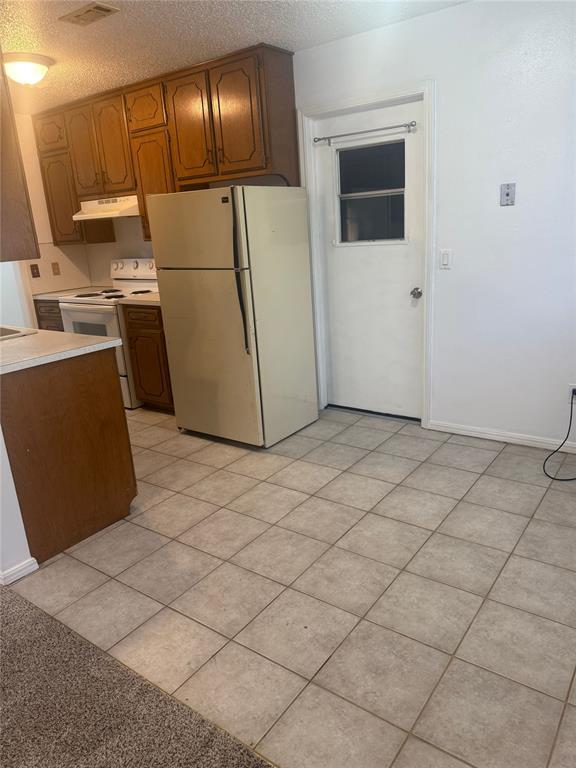 Photo - 315 Willow Pl