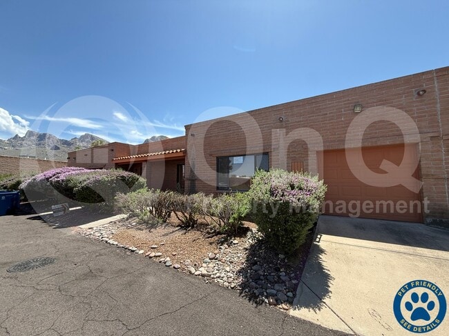Photo - 7 W Roma Dr