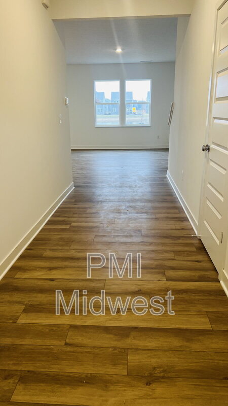 Photo - 4441 Laughter Ct