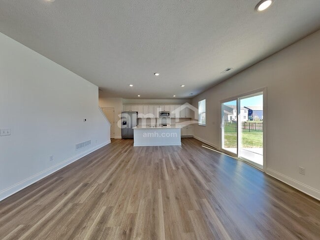 Photo - 202 Kramer Mills Dr