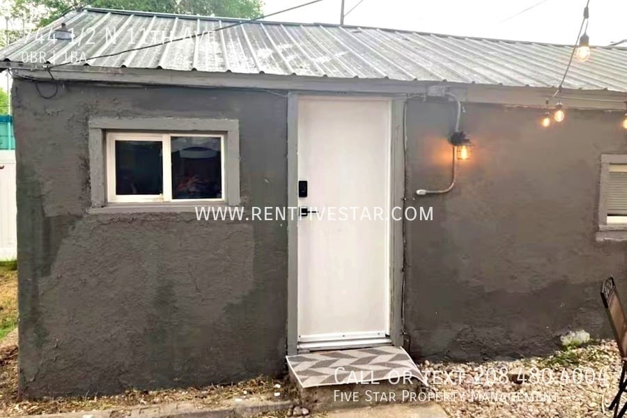 Photo - 744 1/2 N 11th Ave-