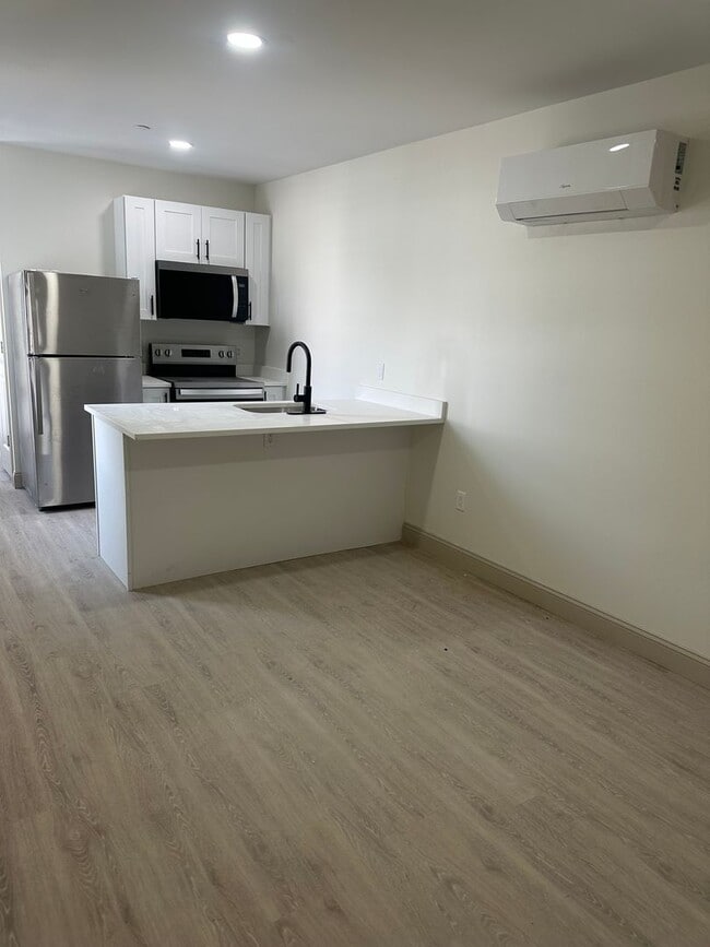 Photo - Beautifully Renovated 1 Bed/1 Bath in Providence! Unit 303