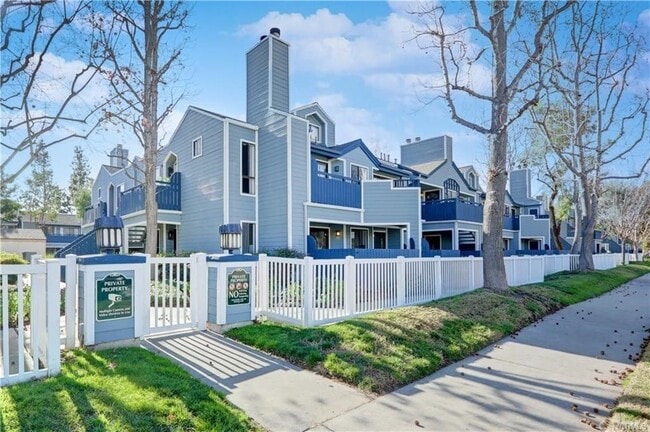 Building Photo - 7322 Quill Dr Rental