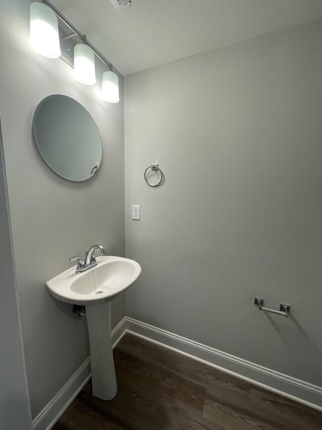 Photo - 4835 Moon Lk Ln