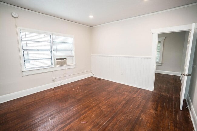 Photo - 409 E Jean St Unit 4