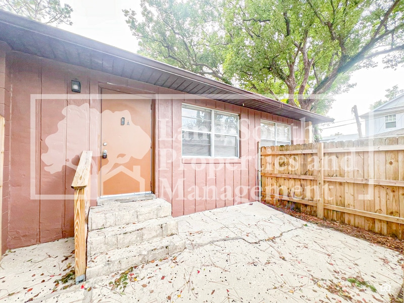 Photo - 724 Angelina Ln