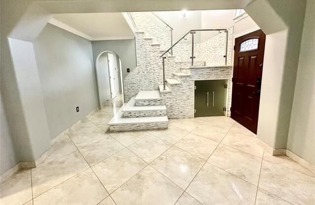 Photo - 16918 Blend Stone