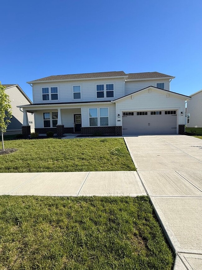 Building Photo - 1046 Elmwood Ln