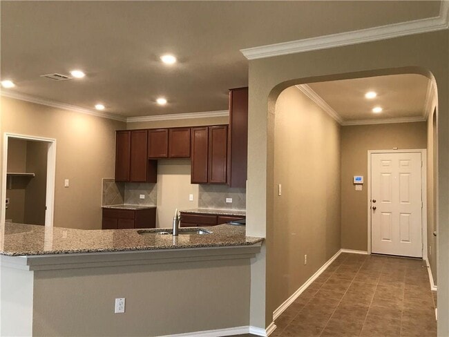 Photo - 16615 Brogan Ln