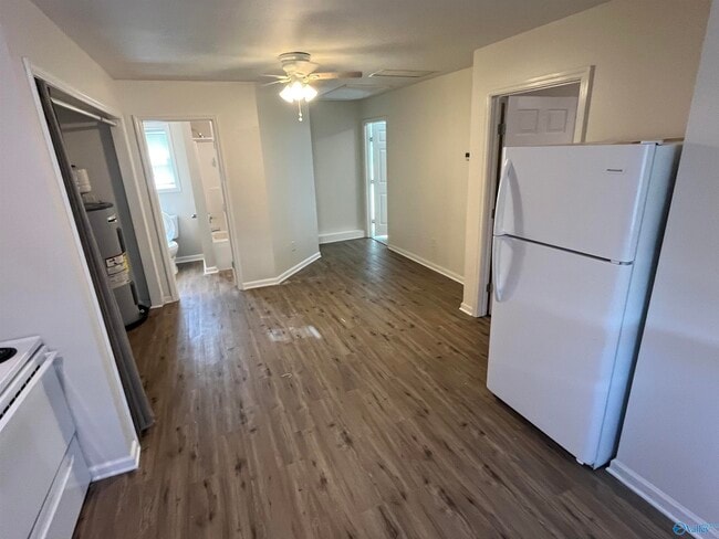 Building Photo - 215 Brian Dr Rental