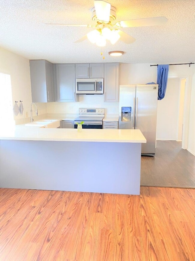 Photo - 1818 63rd St