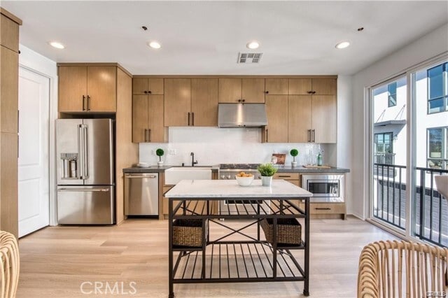 Building Photo - 20452 Santa Ana Ave Unit 5