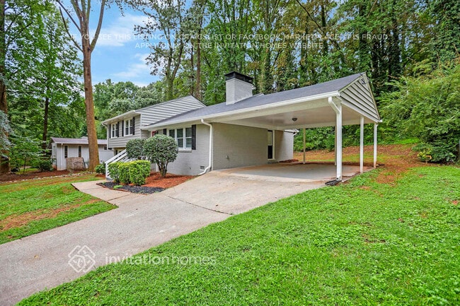 Photo - 472 Susan Creek Dr
