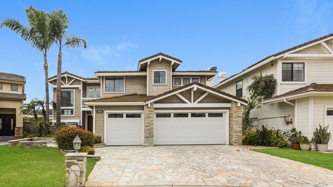 Building Photo - 2820 Mt Niguel Cir