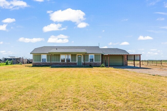 Building Photo - 224 F M 789