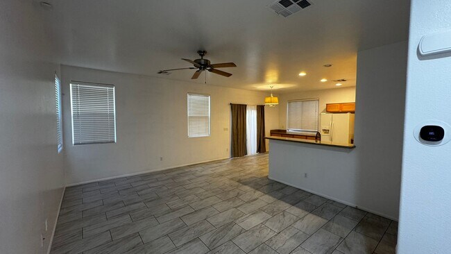 Photo - NW 3 BDRM Plus Loft