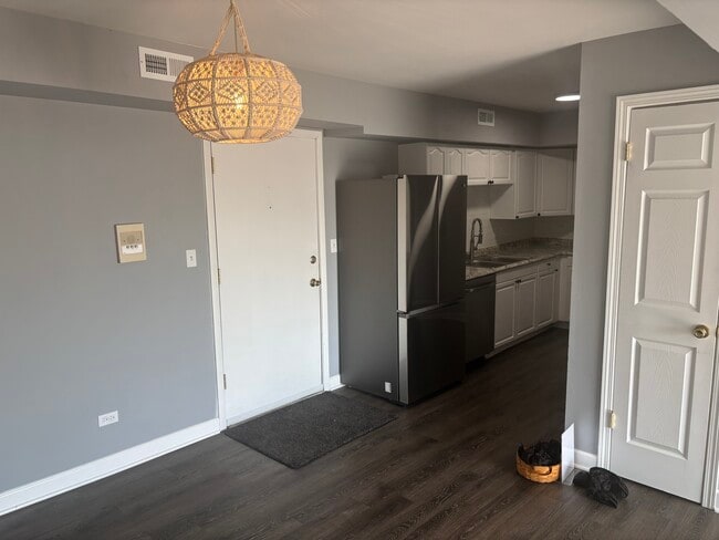 Photo - 787 Wilson Ave Unit 10