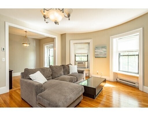 Building Photo - 35 Worcester Sq Unit 4