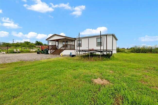 360 Shady Oaks Dr