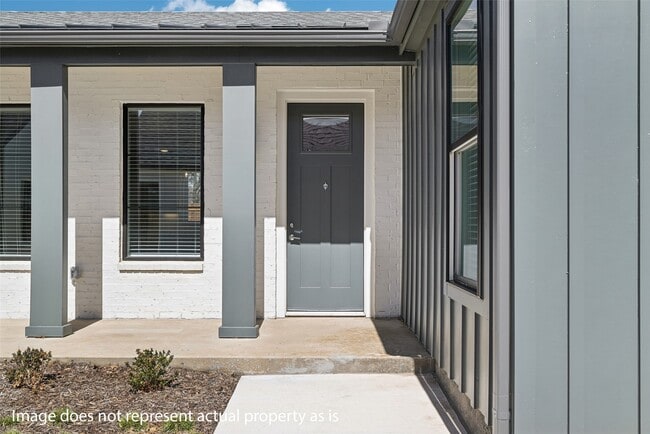 Photo - 3651 S Custer Rd