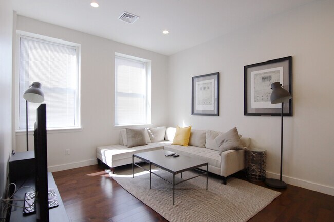 Photo - 460 Harrison Ave Unit 425