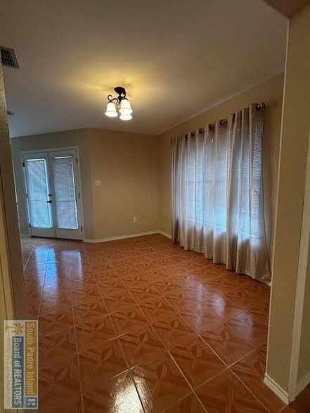 Photo - 944 Alta Mesa Blvd