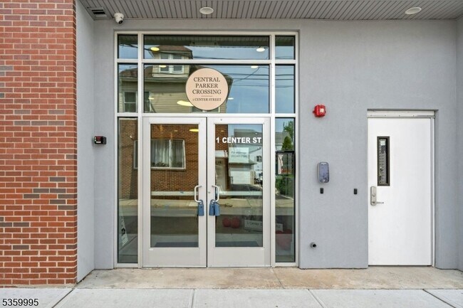 Photo - 247 Parker Ave Unidad 308