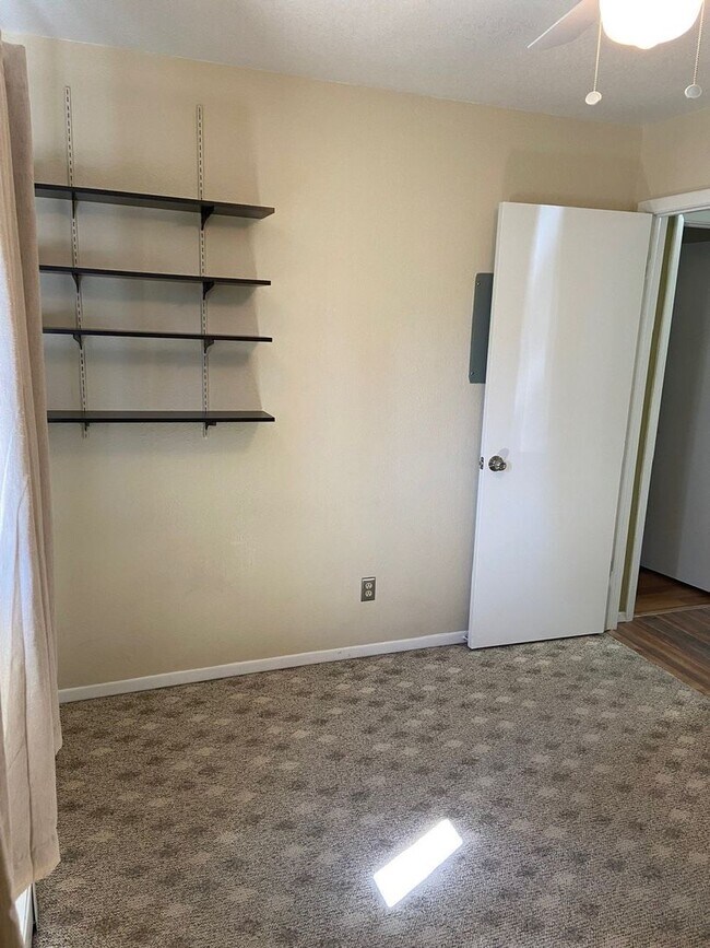 Photo - Condo in Pendleton Square Unit 102