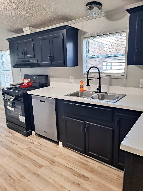 Photo - 17 Deerwood Park